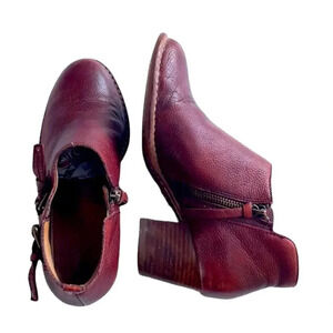 Anthropologie Schuler & Sons brown pebbled leather ankle booties Women’s size 8